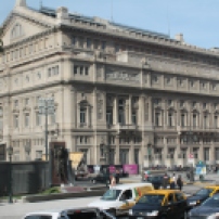 Das Opernhaus Teatro Colón von außen